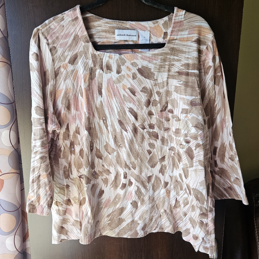 Alfred Dunner Women's Abstract Print Blouse - Cream and Brown